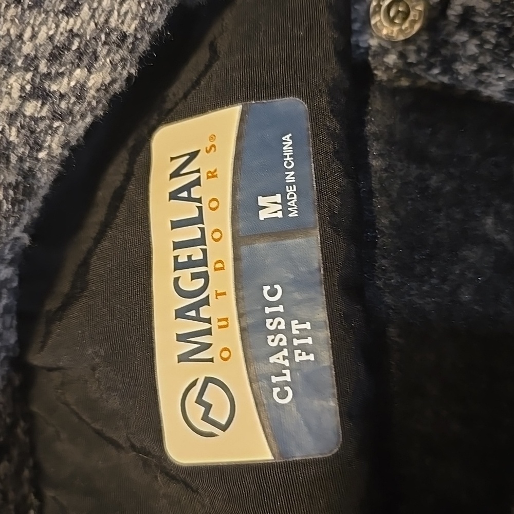 Magellan Outdoors Black and Gray Button-Up Sweater M - Picture 4 of 4